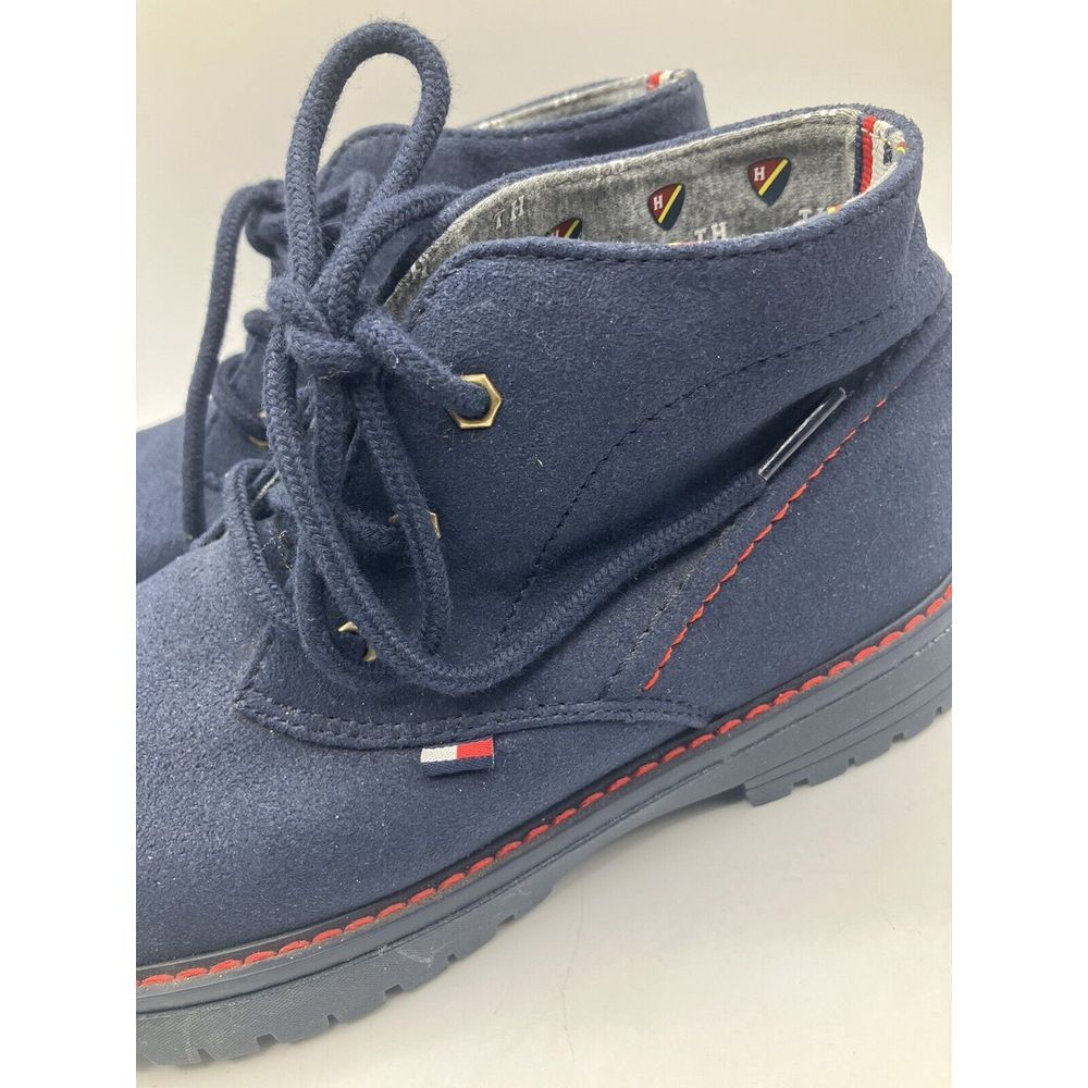 Tommy Hilfiger Boys Blue Suede Red Top stitch Lace Up Chukka Boots Shoes SZ 1 -M - Picture 3 of 6